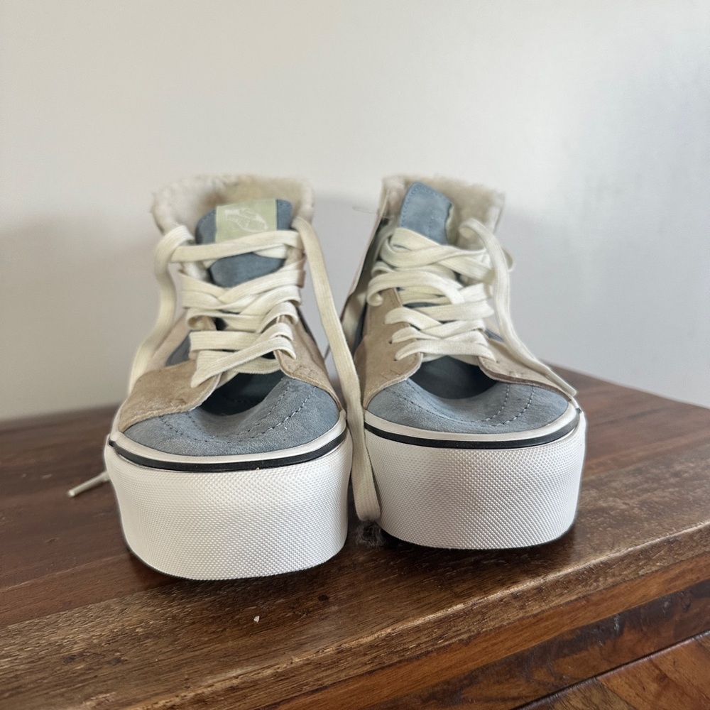 High-Top Sneakers with Blue and Tan Accents